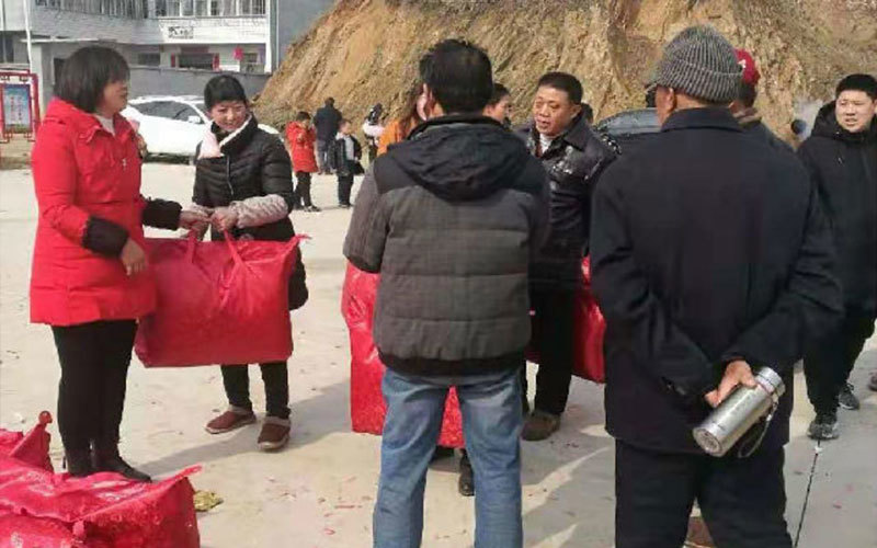 湖北明創農業公司舉辦新年團拜會(huì)